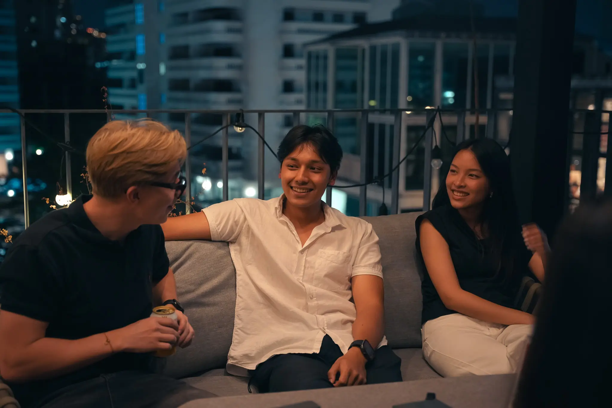 Issa Compass teammates together